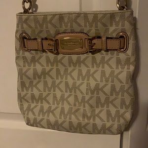 Michael Kors Cross body